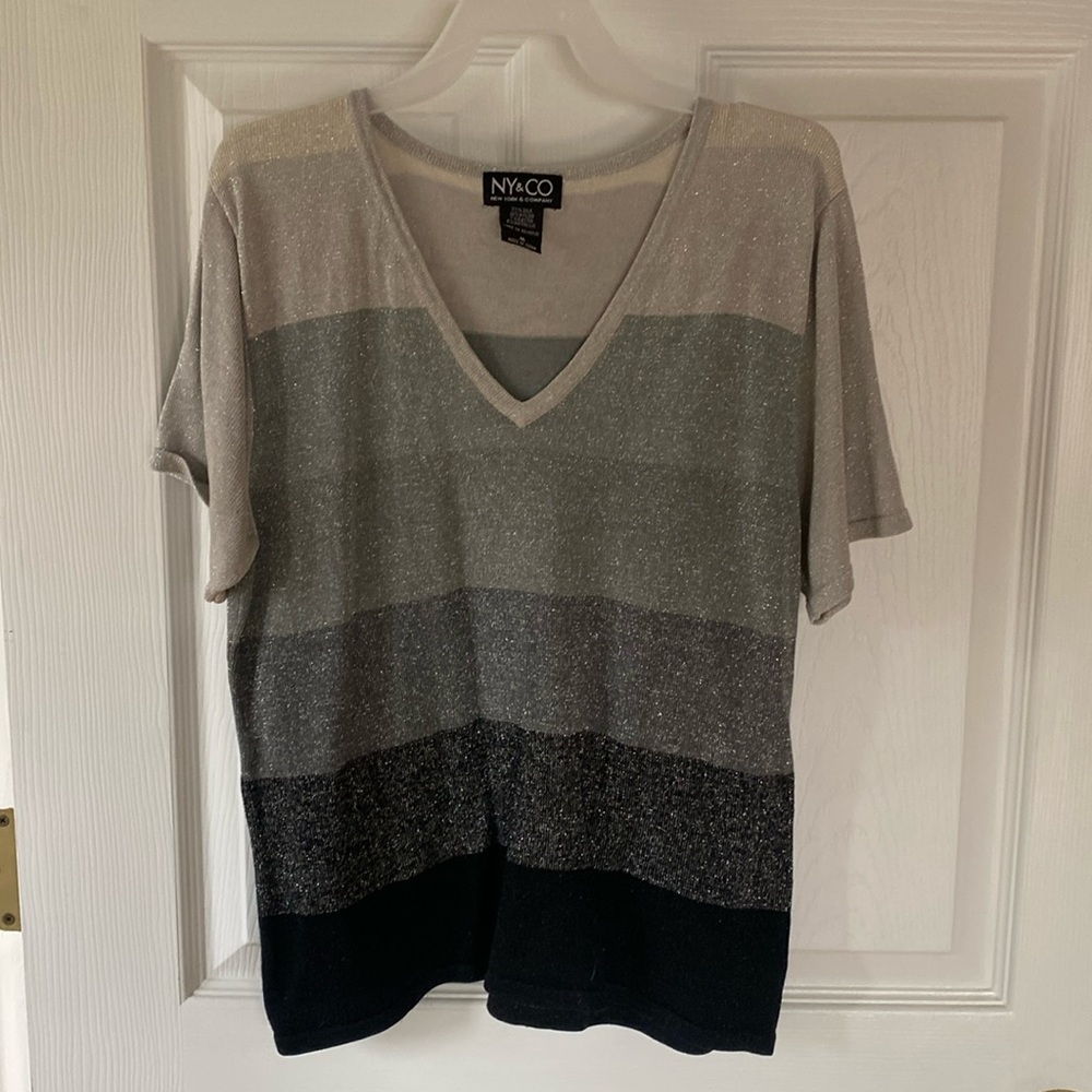 NY and Co shimmery grey top size medium